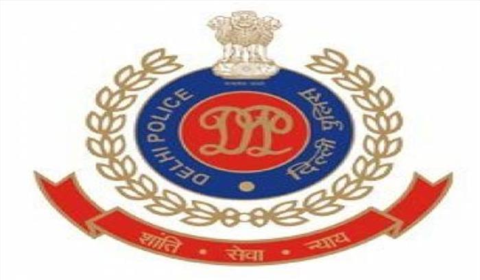 लॉकडाउन 4 : महिला बैंककर्मी को लूटकर भागे बदमाशों ने पीछा करने पर पुलिसकर्मी को मारी टक्कर