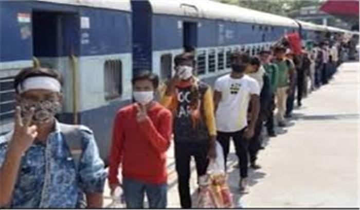 उप्र के 1200 प्रवासी मजदूरों को गुजरात से लेकर सोनभद्र आयी श्रमिक ट्रेन उप्र के 1200 प्रवासी मजदूरों को गुजरात से लेकर सोनभद्र आयी श्रमिक ट्रेन