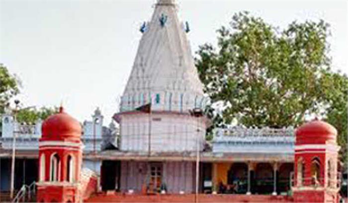 दे दाता के नाम तुझको अल्लाह रखे