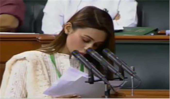 टीएमसी सांसद मिमी चक्रवर्ती ने ली सांसद पद की शपथ टीएमसी सांसद मिमी चक्रवर्ती ने ली सांसद पद की शपथ