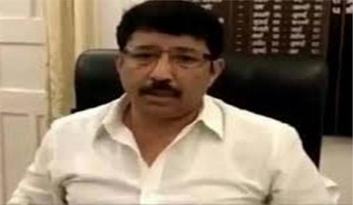 यूपी: डीएम सहित 37 आईएएस अधिकारियों का हुआ तबादला