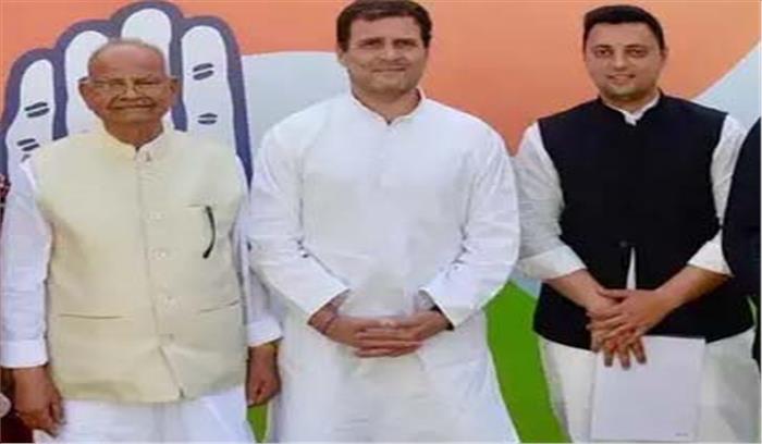 भाजपा छोड़कर सुखराम कांग्रेस में शामिल भाजपा छोड़कर सुखराम कांग्रेस में शामिल