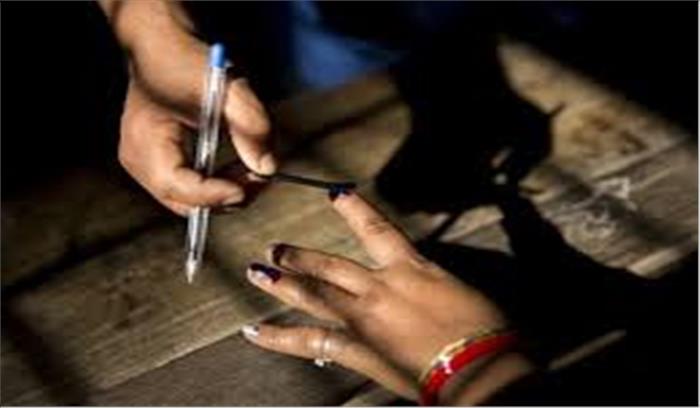 यूपी की 14 लोकसभा सीटों पर 6 बजे तक 51 फीसदी मतदान