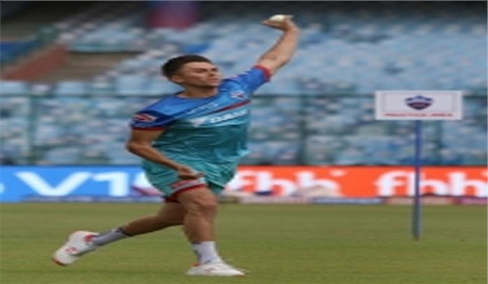 विश्व कप : बाउल्ट की हैट्रिक बेकार, आस्ट्रेलिया ने 86 रनो से जीता मुकाबला