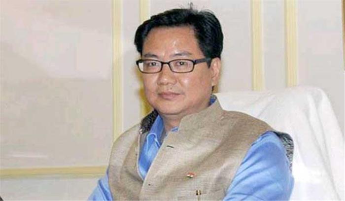 लंदन में कश्मीर पर प्रदर्शन का विरोध करने वालों को रिजिजू ने सराहा