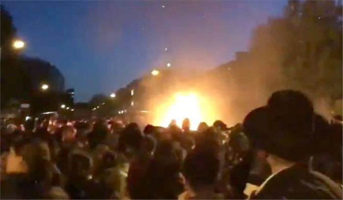 लंदन में यहूदी पर्व के उत्सव के दौरान विस्फोट,  30 लोग घायल