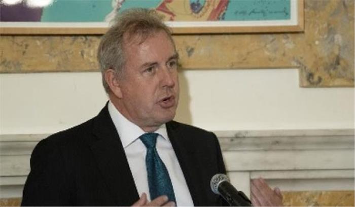 अमेरिका में ब्रिटेन के राजदूत ने दिया इस्तीफा