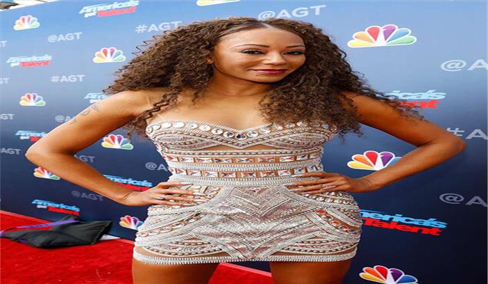 विक्टोरिया की तुलना में मेरे डॉग को टूर कराना आसान है : मेल बी  