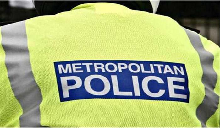 ब्रिटेन में कंटेनर पीड़ित 39 लोग वियतनाम के नागरिक : पुलिस ब्रिटेन में कंटेनर पीड़ित 39 लोग वियतनाम के नागरिक : पुलिस