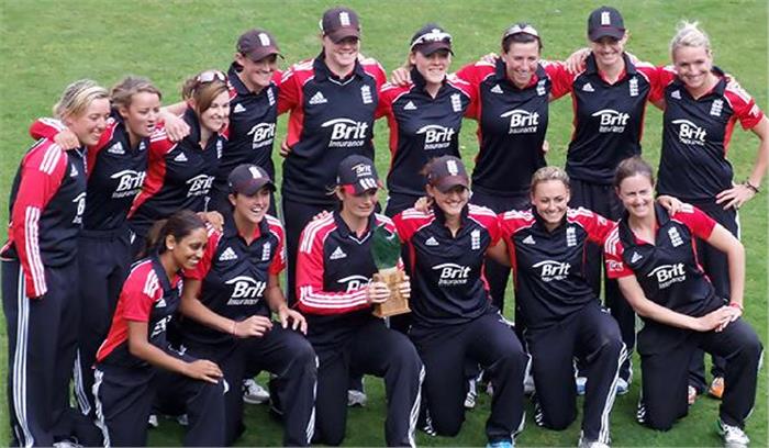 विश्व कप के बाद इंग्लिश महिलाओं की नज़र एशेज पर