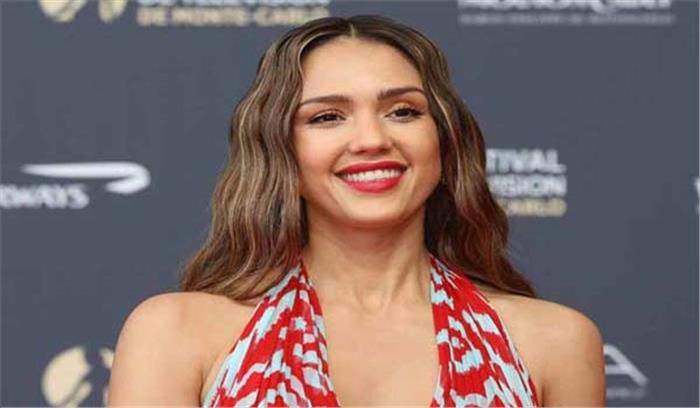 जेसिका एल्बा को मनोरंजन की दुनिया से दूर रहना पसंद