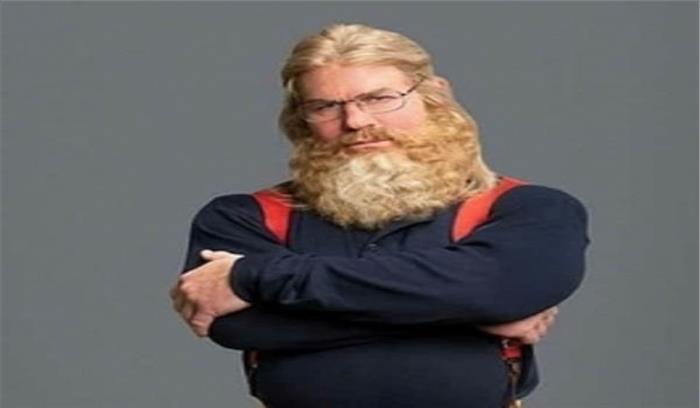 प्रोस्थेटिक मेकअप में नजर आए जॉन सीना