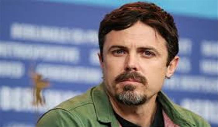 एवरी ब्रेथ यू टेक में नजर आएंगे केसी एफ्लेक एवरी ब्रेथ यू टेक में नजर आएंगे केसी एफ्लेक