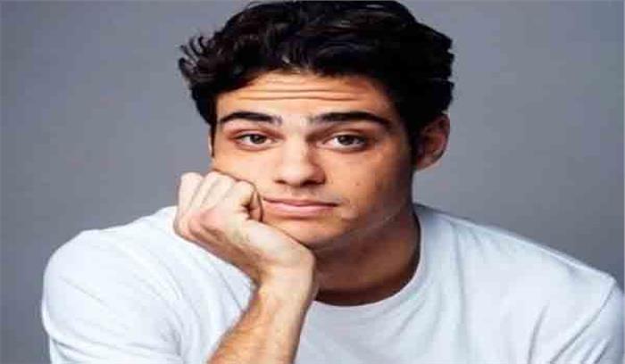 नोआह, लाना ने टू ऑल द बॉयज..3 की शूटिंग शुरू की