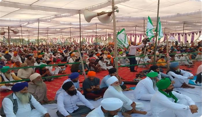 लखनऊ में थोड़ी देर में शुरू होगी किसान महापंचायत, राकेश टिकैत भी रहेंगे मौजूद