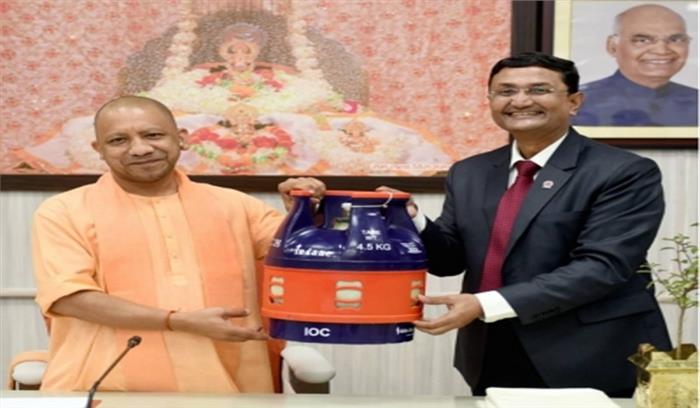 भारी-भरकम रसोई गैस सिलेंडर से छुटकारा दिलाएगा नया कंपोजिट सिलिंडर भारी-भरकम रसोई गैस सिलेंडर से छुटकारा दिलाएगा नया कंपोजिट सिलिंडर