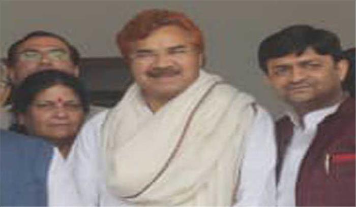 विधायक रामवीर उपाध्याय बसपा से निलंबित विधायक रामवीर उपाध्याय बसपा से निलंबित