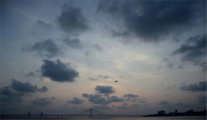 उत्तर प्रदेश में बादलों की आवाजाही के साथ बूंदाबांदी के आसार