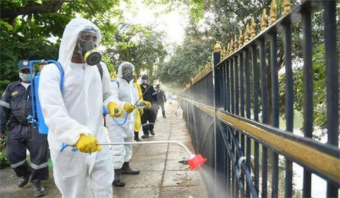 कोरोना संकट के बीच लखनऊ के 100 अस्पतालों को किया गया सेनीटाइज कोरोना संकट के बीच लखनऊ के 100 अस्पतालों को किया गया सेनीटाइज