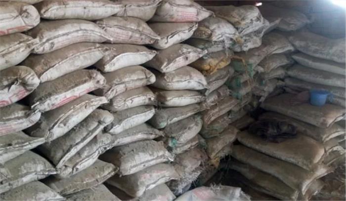 लखनऊ में नकली सीमेंट बनाने की फैक्ट्री पकड़ी, 6 गिरफ्तार