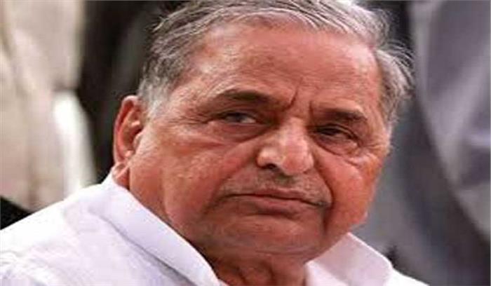 आईपीएस अधिकारी को धमकाने के मामले में बढ़ सकती हैं मुलायम की मुश्किलें आईपीएस अधिकारी को धमकाने के मामले में बढ़ सकती हैं मुलायम की मुश्किलें