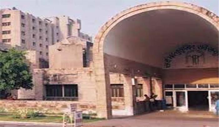 लखनऊ के पीजीआई क्षेत्र में महिला ने फांसी लगाकर जान दी लखनऊ के पीजीआई क्षेत्र में महिला ने फांसी लगाकर जान दी