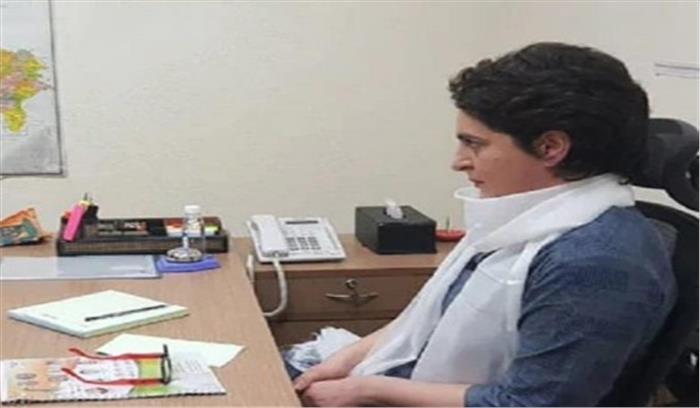 प्रियंका ने अपने लखनऊ दौरे के तीसरे दिन कांग्रेस कार्यकर्ताओं से संसदीय क्षेत्रों की जानकारी मांगी