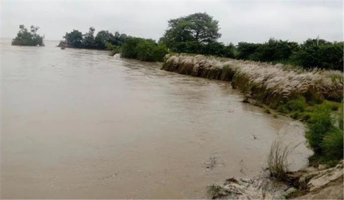 उप्र में नदियों का जलस्तर घटा, अब कटान ने बढ़ाई मुसीबत