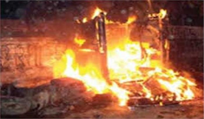 सहारनपुर में तीन मंजिला दुकान में आग, लाखों का सामान स्वाहा