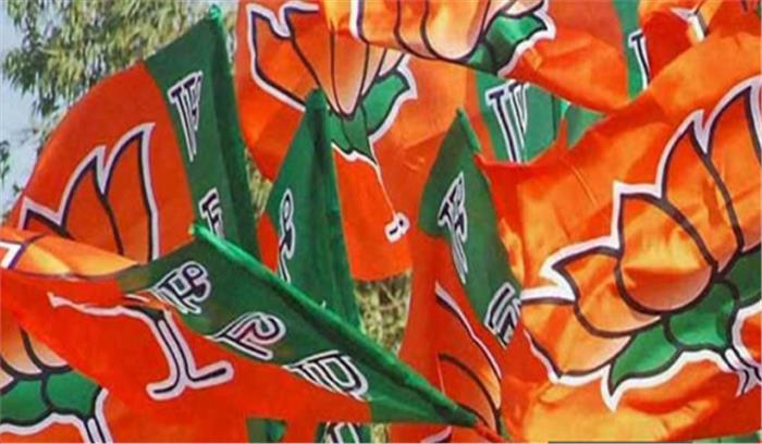 एमसीडी चुनाव : शुरुआती रुझानों में भाजपा 160 वार्डो में आगे