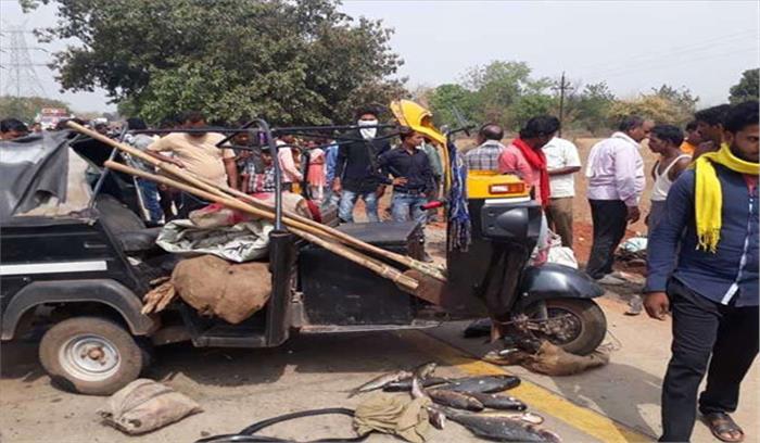 मप्र : ट्रक ने ऑटो रिक्शा को मारी टक्कर, 10 की मौत, 5 गंभीर