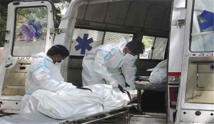 मप्र में कोरोना से मौतों के आंकड़ों पर छिड़ा सियासी संग्राम, कार्यकर्ता सड़क पर आए