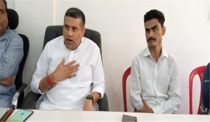 मप्र के कांग्रेस विधायक ने की खुर्शीद को पार्टी से बाहर करने की मांग