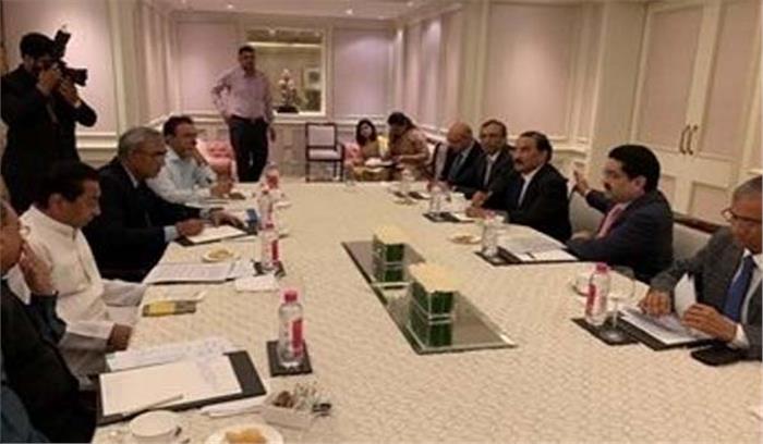 मप्र में कुमार मंगलम बिड़ला बनाएंगे 100 हाईटेक गौशालाएं