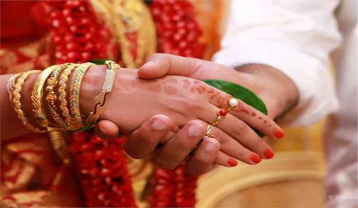 मप्र : शिवपुरी में विवाह से पहले मांगी कन्यादान योजना की राशि मप्र : शिवपुरी में विवाह से पहले मांगी कन्यादान योजना की राशि