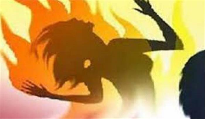 मप्र : विवाह समारोह के मंडप में लगी आग, 23 झुलसे मप्र : विवाह समारोह के मंडप में लगी आग, 23 झुलसे