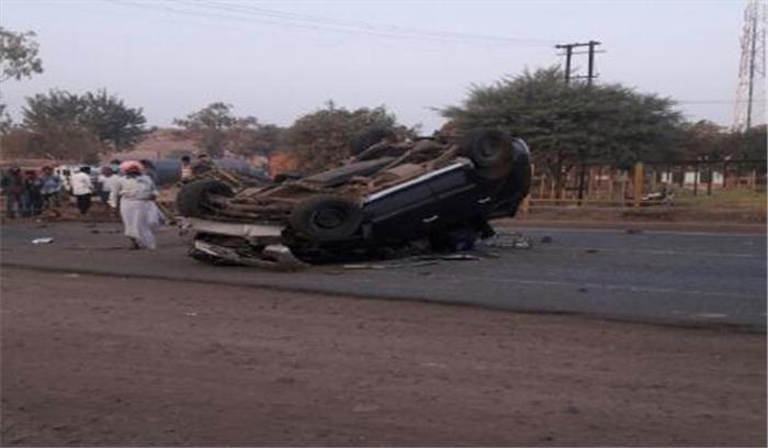 मप्र : छात्र-छात्राओं से भरा वाहन पलटा, 1 की मौत, 10 घायल