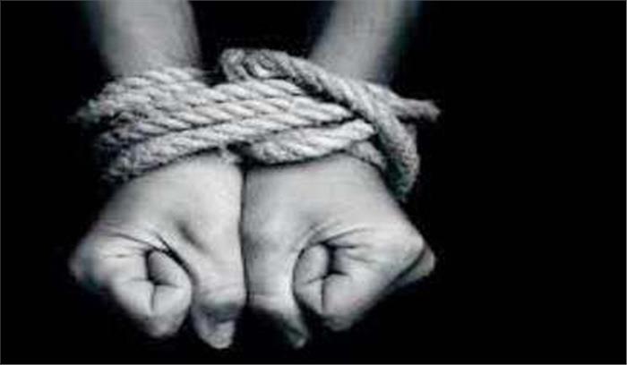 मप्र पुलिस ने अपहृत कारोबारी को बिहार की मदद से कराया मुक्त मप्र पुलिस ने अपहृत कारोबारी को बिहार की मदद से कराया मुक्त