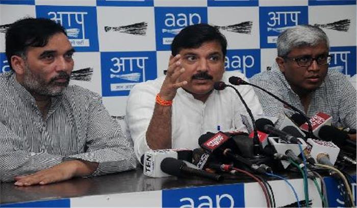 मशीन दो, हैक करके दिखाएंगे