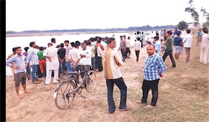 मध्यप्रदेश :  नदी किनारे एक युवक का शव मिला, हत्या की आशंका