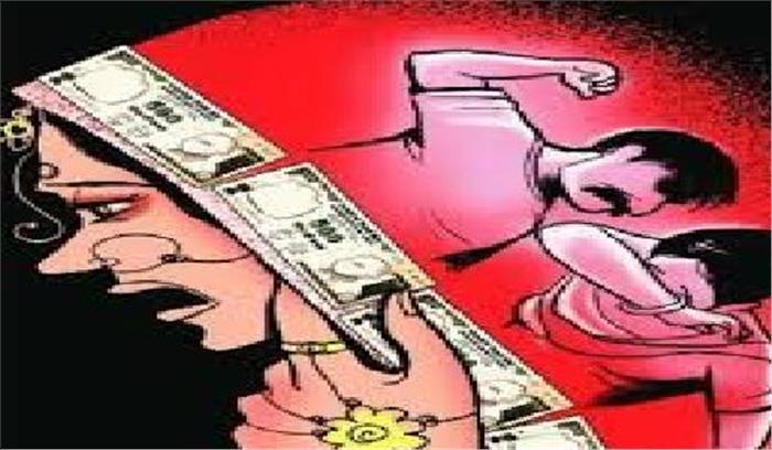 दहेज प्रताड़ना मामले में 2 आरोपियों को 3-3 साल की सज़ा