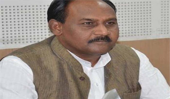 स्थानीय शिक्षकों को दिया जाएगा अधीक्षक का प्रभार: लाल सिंह आर्य