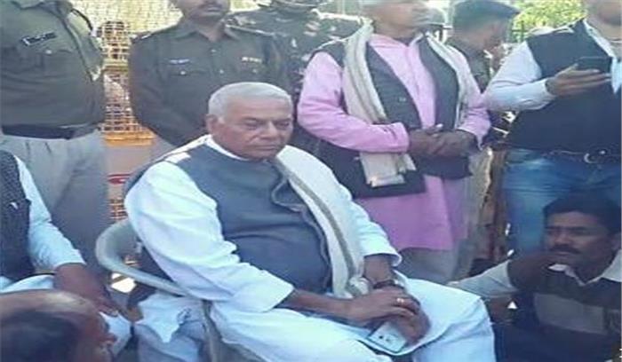 मप्र: यशवंत सिन्हा के धरने के समर्थन में शत्रुघन सिन्हा 