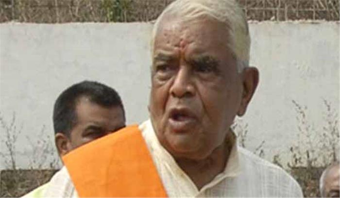 बाबू लाल गौर ने कुपोषण के सवाल पर अपनी ही सरकार को कटघरे में खड़ा किया