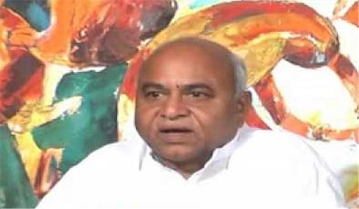 प्रशासन के संरक्षण में चल रहा है रेत खनन का कारोबार: गोविन्द सिंह