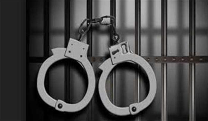 पुलिसकर्मी के साथ मारपीट के आरोप में 1 ऑटो चालक गिरफ्तार