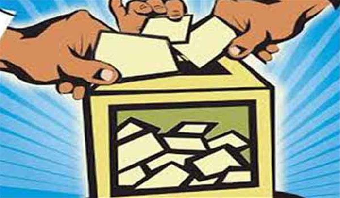 चित्रकूट विधानसभा उपचुनाव के लिए मतदान जारी