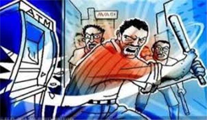 मध्यप्रदेश में एटीएम लूट के चार आरोपी गिरफ्तार मध्यप्रदेश में एटीएम लूट के चार आरोपी गिरफ्तार
