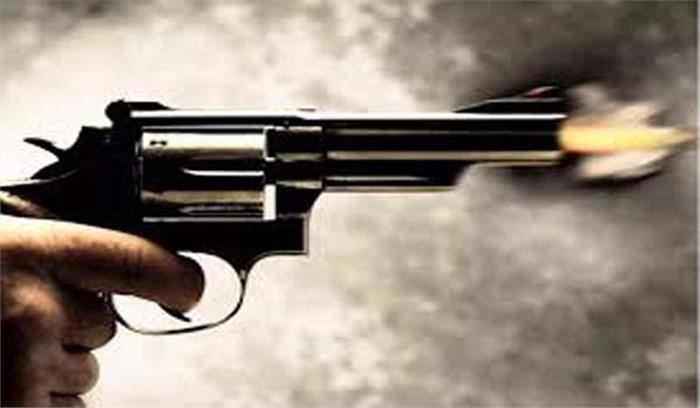 भिण्ड जिले में गोली चलने से एक बालक हुआ घायल भिण्ड जिले में गोली चलने से एक बालक हुआ घायल