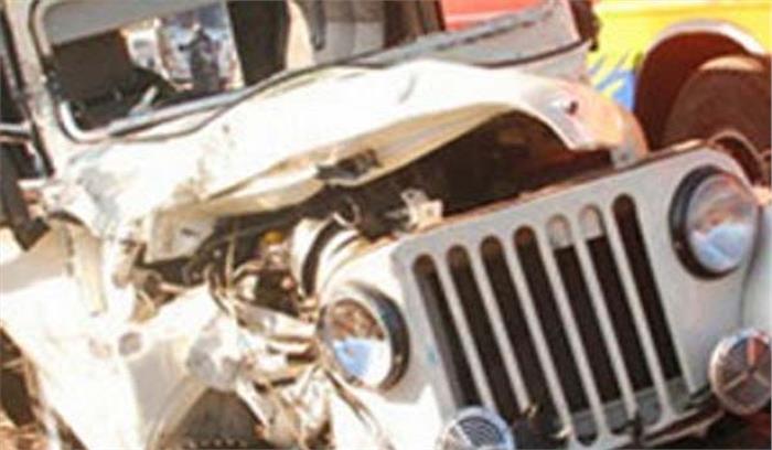 बडवानी जिले में बस-जीप की भि़ड़त में 4 की मृत्यु